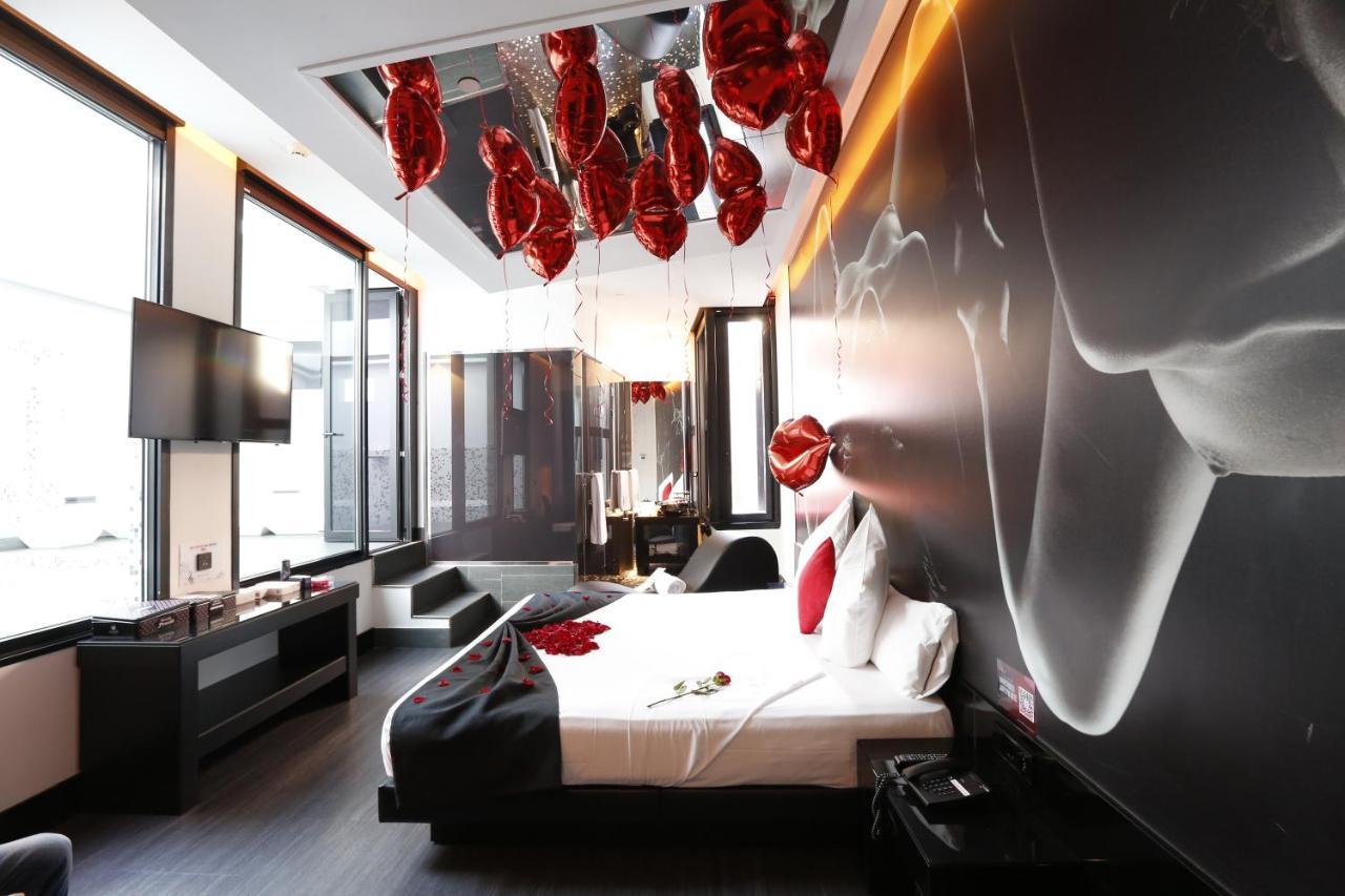 Hotel Loob Madrid (Adults Only) Torrejón de Ardoz Екстериор снимка