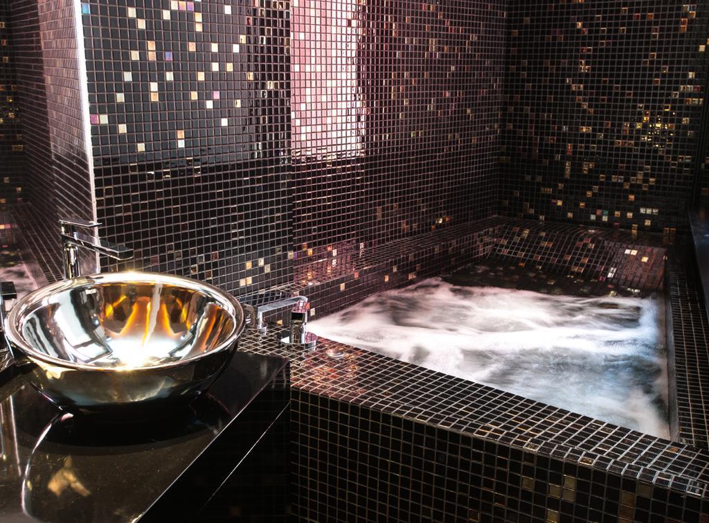 Hotel Loob Madrid (Adults Only) Torrejón de Ardoz Стая снимка