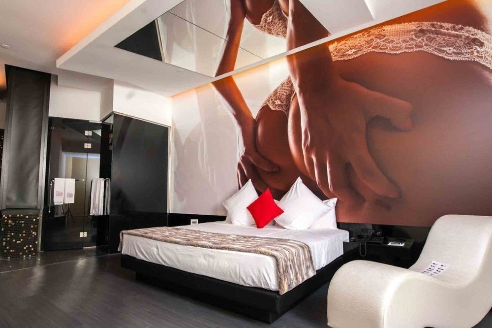 Hotel Loob Madrid (Adults Only) Torrejón de Ardoz Екстериор снимка