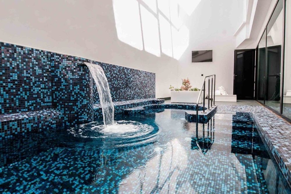 Hotel Loob Madrid (Adults Only) Torrejón de Ardoz Екстериор снимка