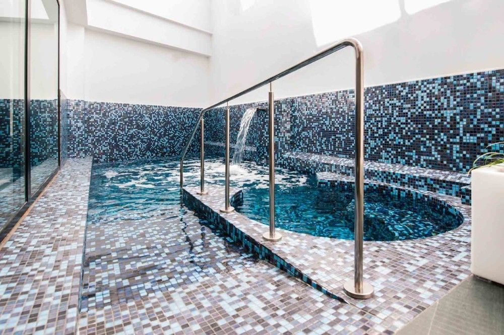 Hotel Loob Madrid (Adults Only) Torrejón de Ardoz Екстериор снимка